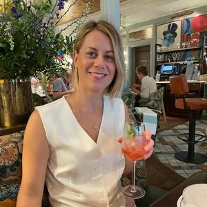 Meet your Posher, Amy